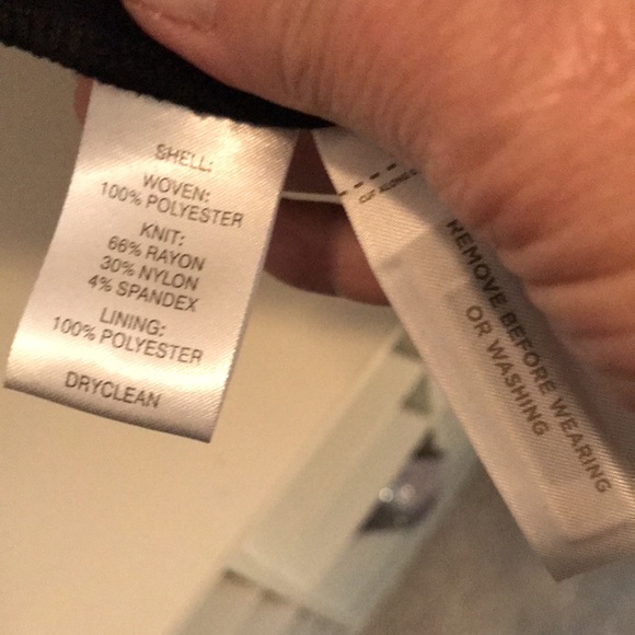 NWT “LOFT” DRESS W/BLOUSY FIT ON TOP. CREAM TOP BLACK BOTTOM SHORT SLEEVES.SZ 2 - Picture 8 of 9